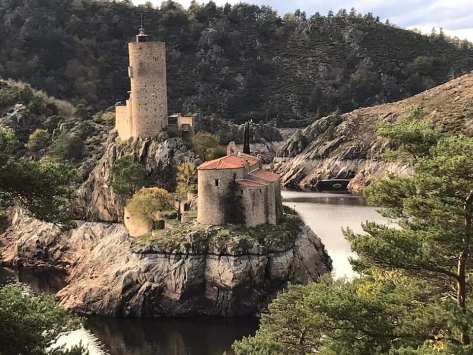 La Fortance Paradis Naturel - Proche De La Ville Planfoy 外观 照片